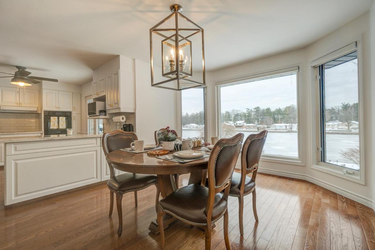 Wasaga Beach Cottage エクステリア 写真