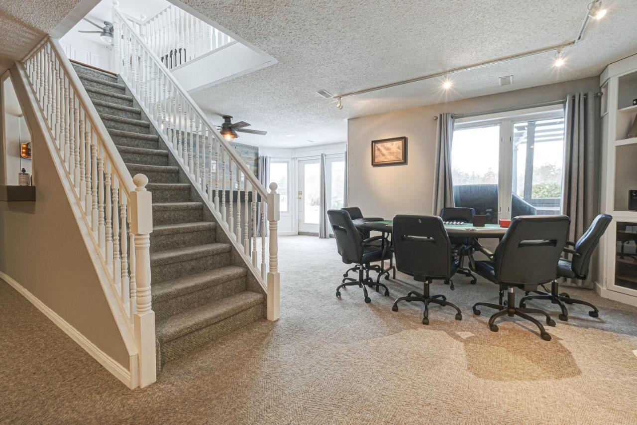 Wasaga Beach Cottage エクステリア 写真