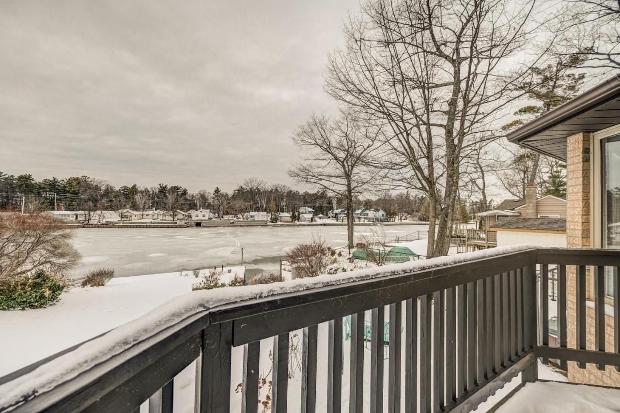 Wasaga Beach Cottage エクステリア 写真